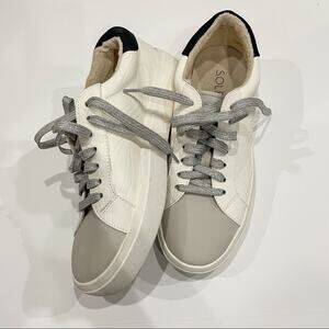 Sole Society Perforated Sneakers NWOT white